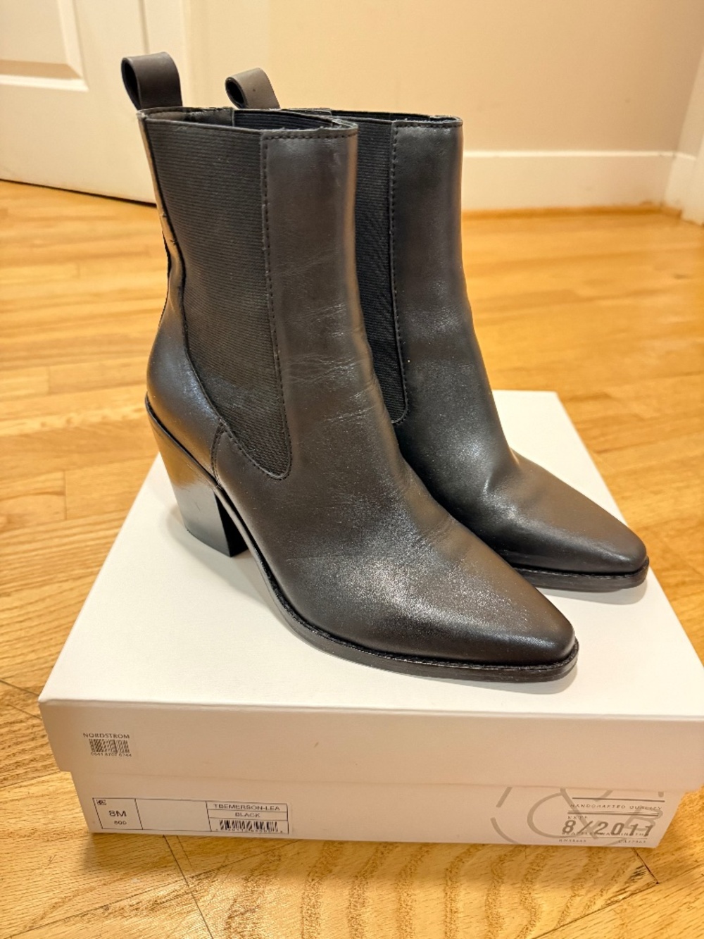 Treasure & Bond Emerson-Lea Black Leather Chelsea Boots 8 Western Pointed Toe